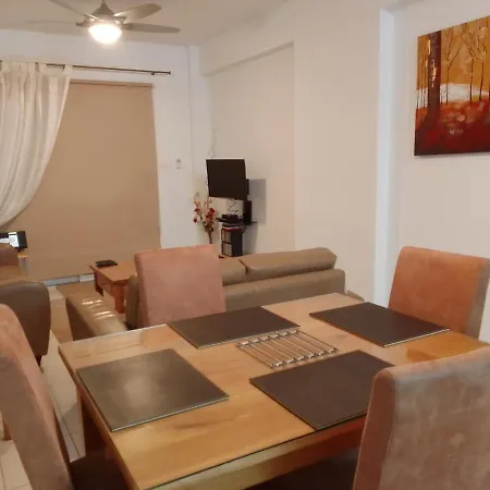 Aphrodite Springs パ フォス